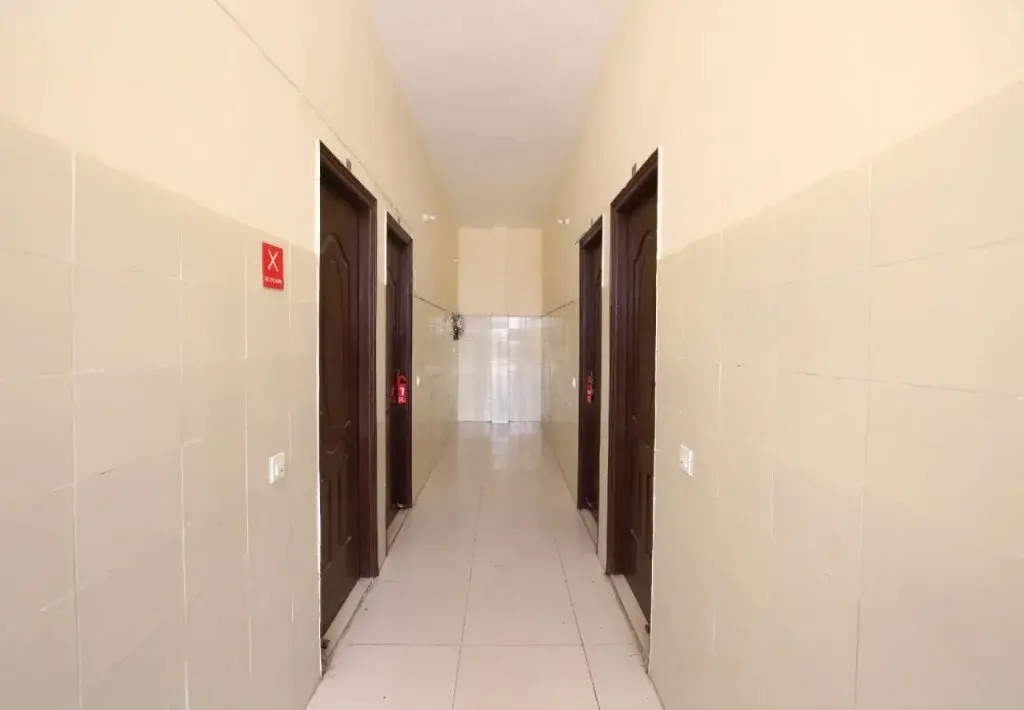 Hotel Shivjot By OYO Rooms