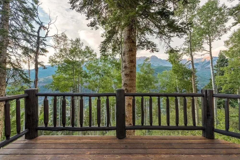 Crystal Chalet