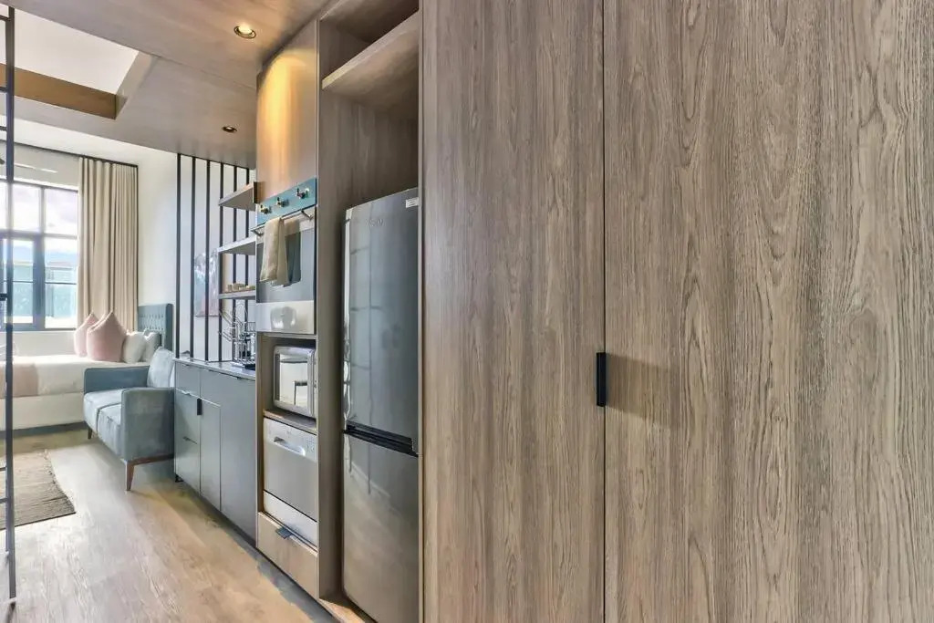 Trendy Urban Apartment in East City - Central CBD