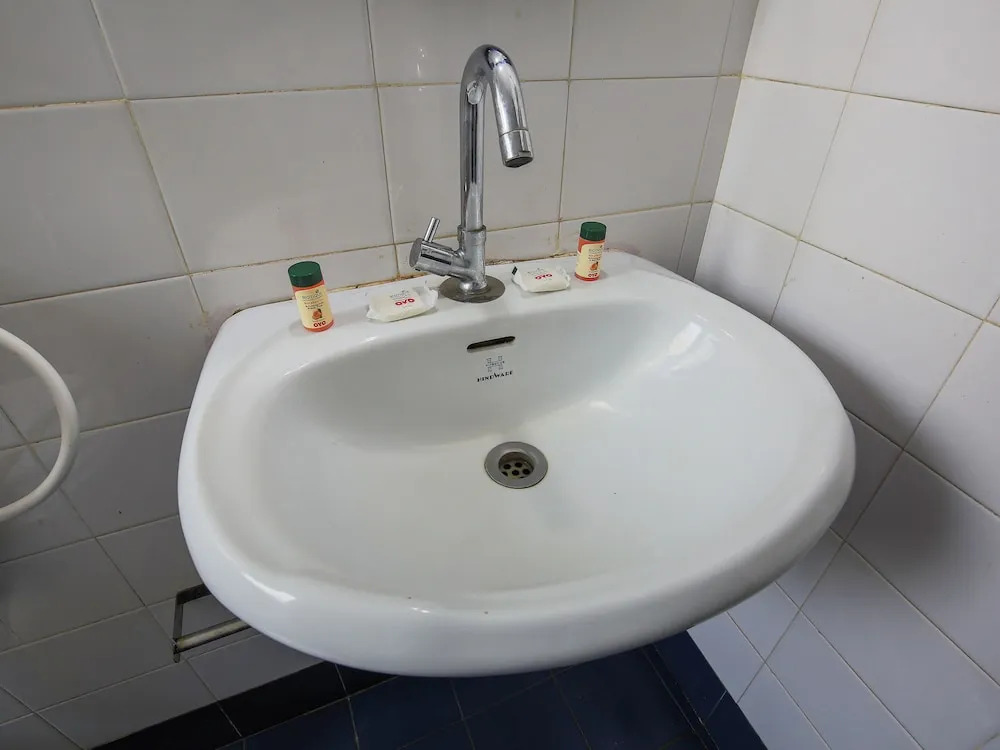 OYO 15110 Home Elegant Studio Calangute