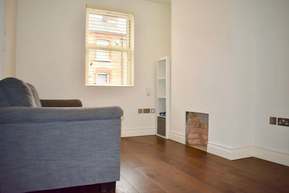 Classic 2 Bedroom Home Near the City Centre