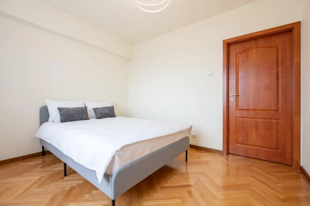Scala Flat