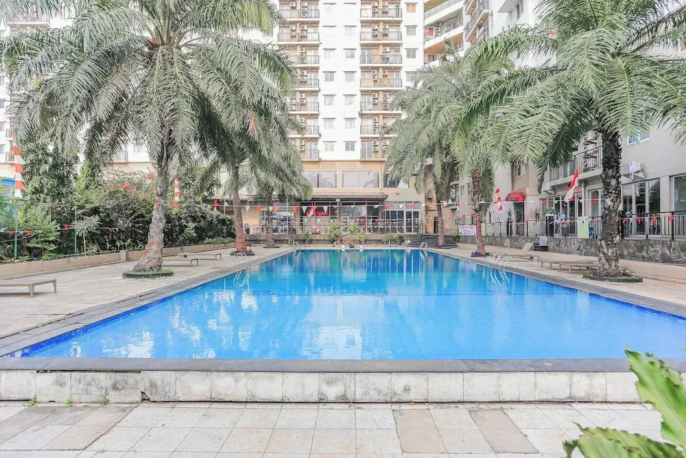 Capital O 94796 Apartment Mutiara Bekasi