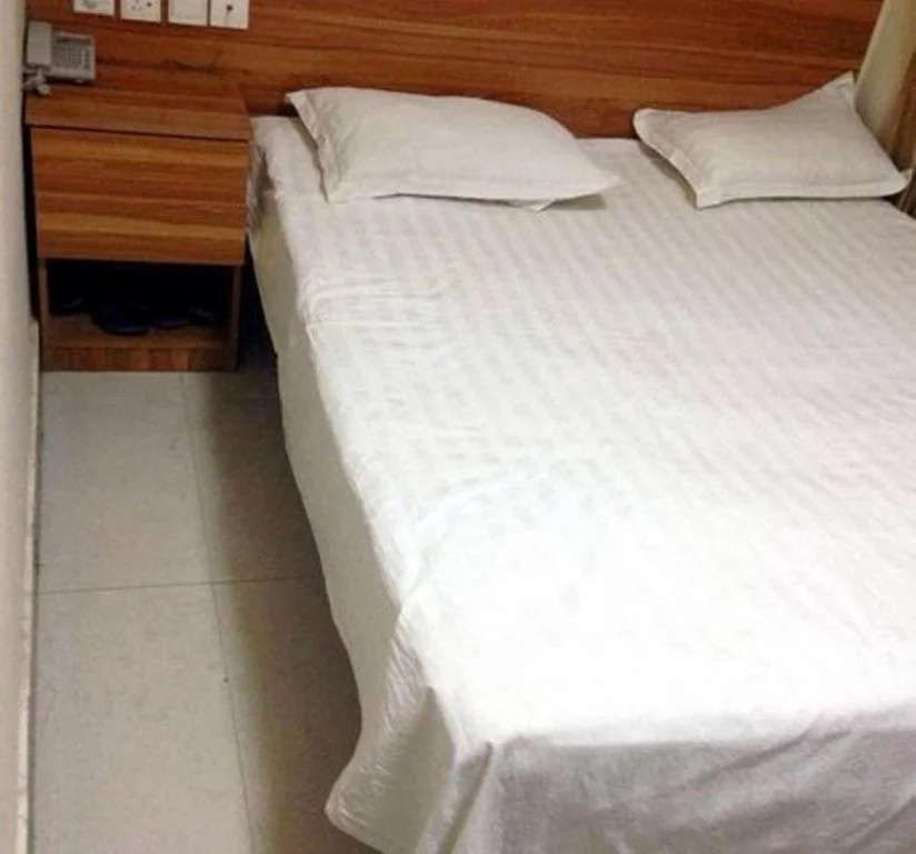 Rujia Hotel