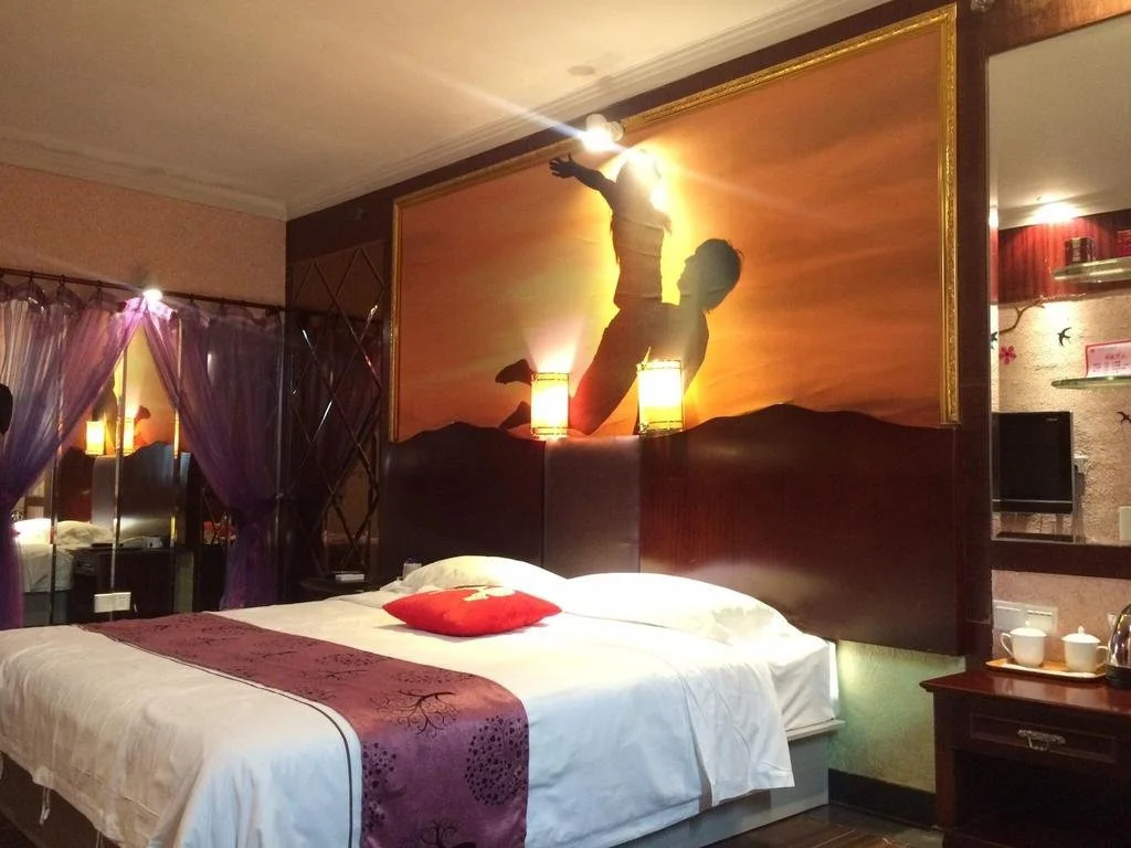 Zhongshan New Gaoya Business Hotel