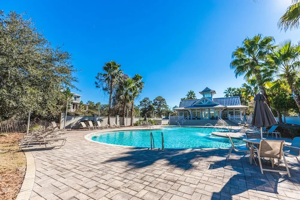 New Listing! Grande Pointe Hideaway W/ Elevator 4 Bedroom Home