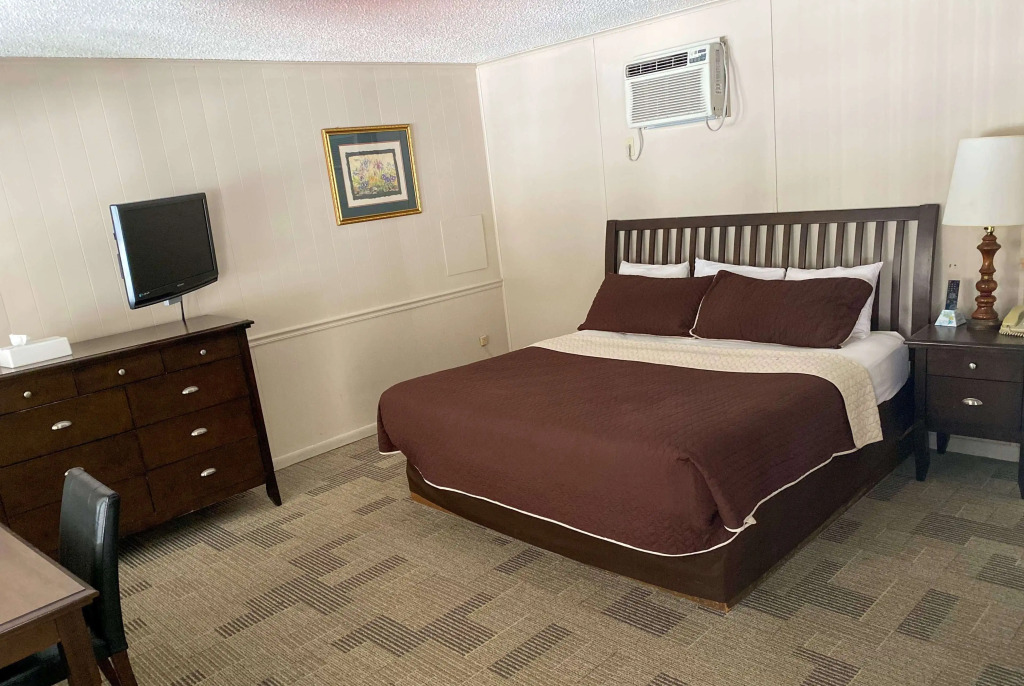 Travelodge by Wyndham Lincoln Near White Mountain