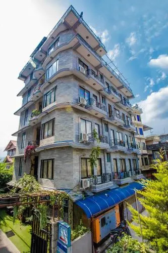 Silver Sky Hotel