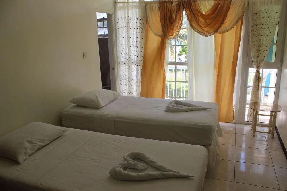 Sea Breeze Inn