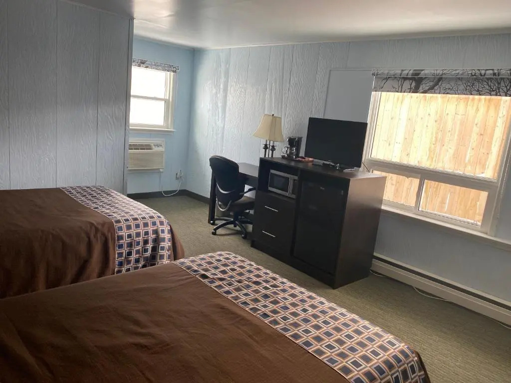 All Seasons Motel