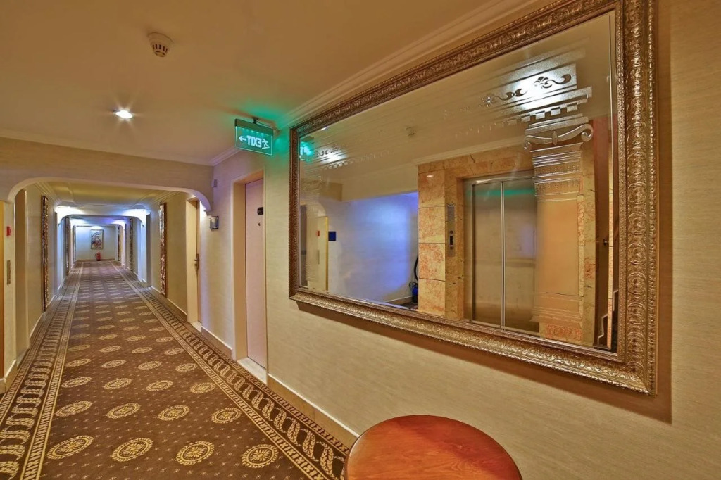 Grand Anka Hotel