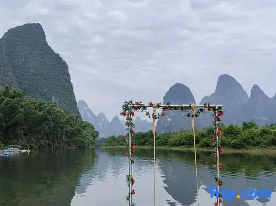 Yijiangpanshui Homestay