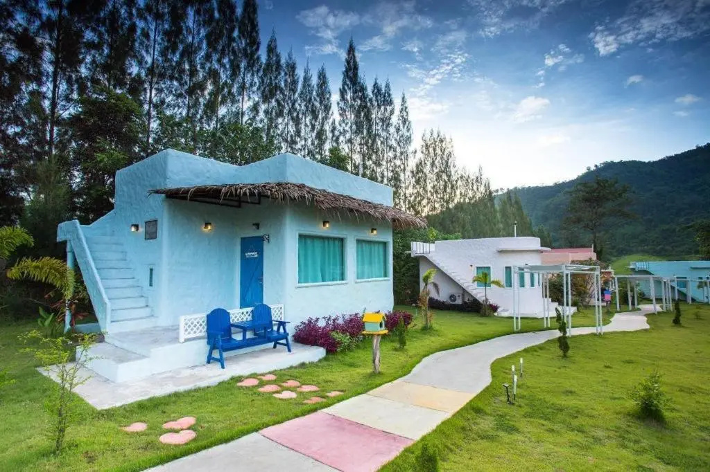 Rak Na Suan Pueng Resort