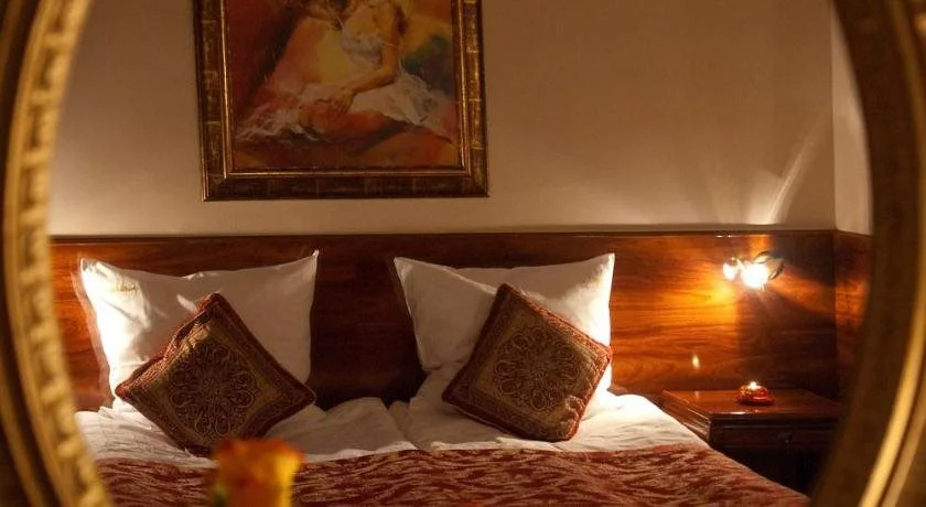Old Time Aparthotel