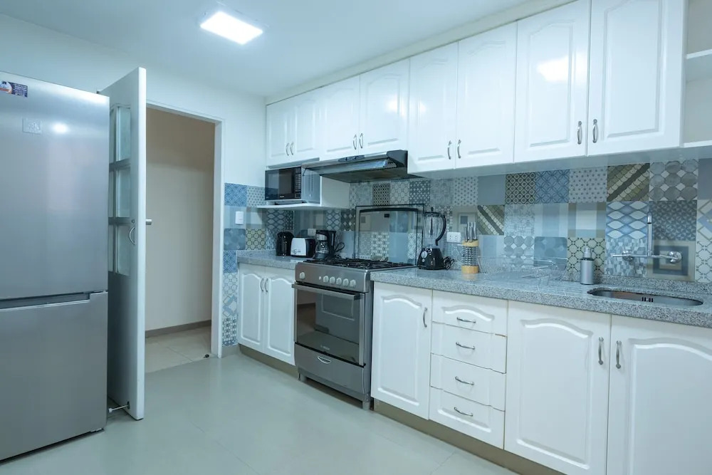 Simply Comfort Gorgeous Miraflores Aprt