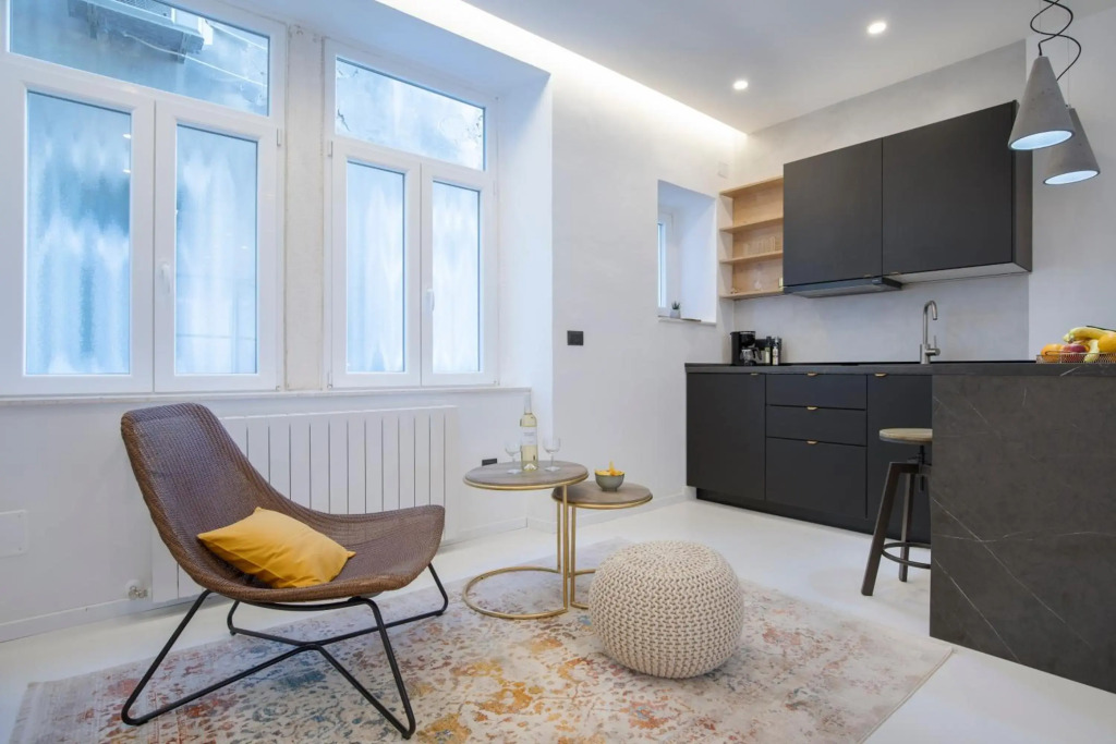 Twins Idola Apartments