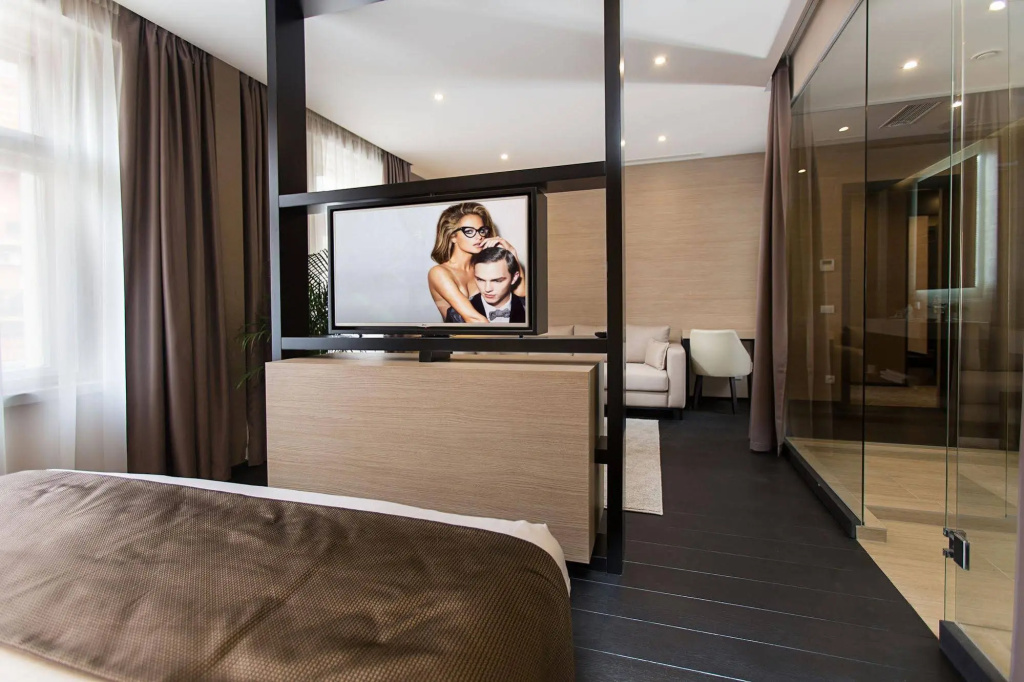 Dominic Smart & Luxury Suites - Republic Square