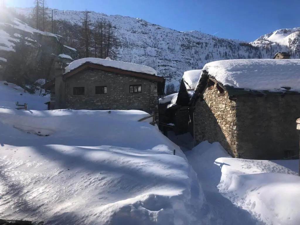 Chalet 1728 - la Reculaz - 2 Minutes From Val D'isere by Free Shuttle Bus