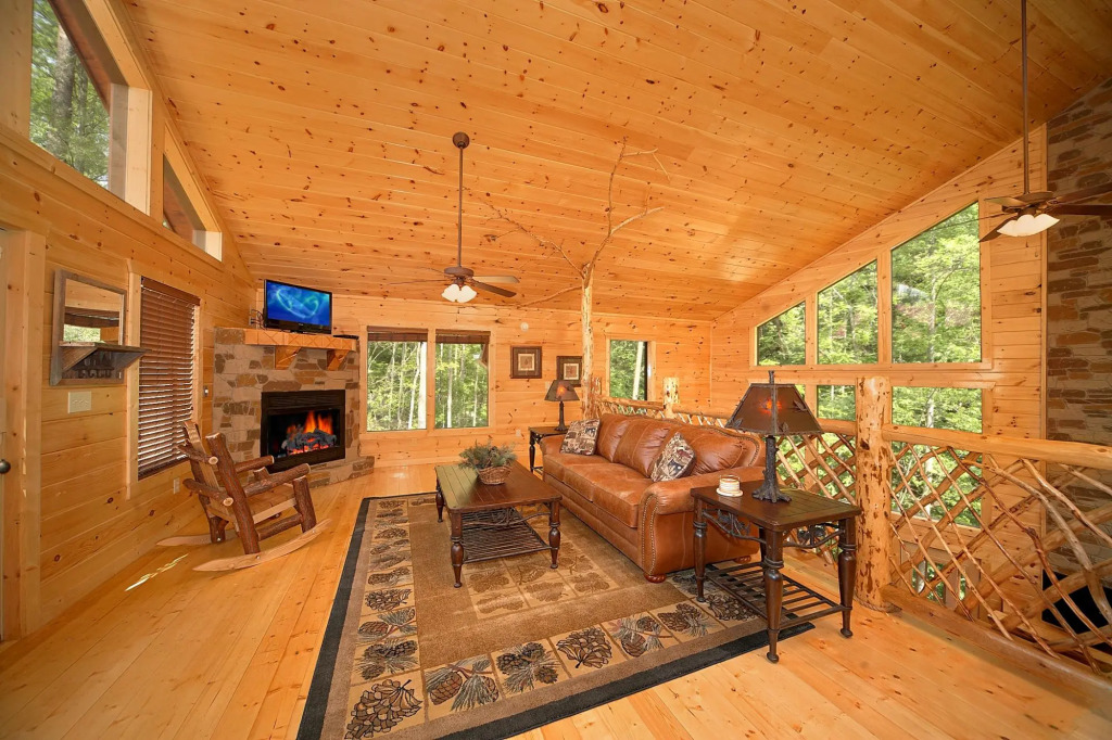 Hot Tub Game Room Romantic