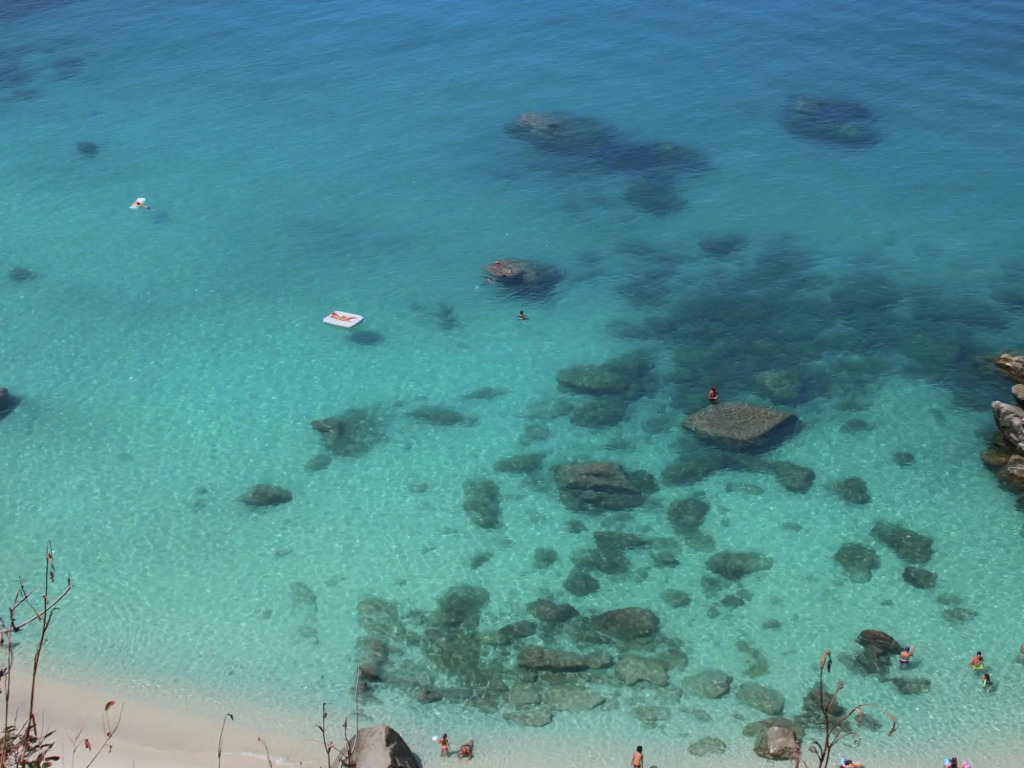 Family Sea-view Retreat in Parghelia