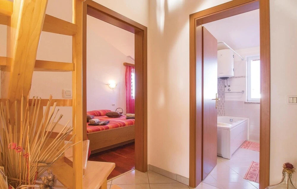 Amazing Apartment in Vodnjan With 2 Bedrooms