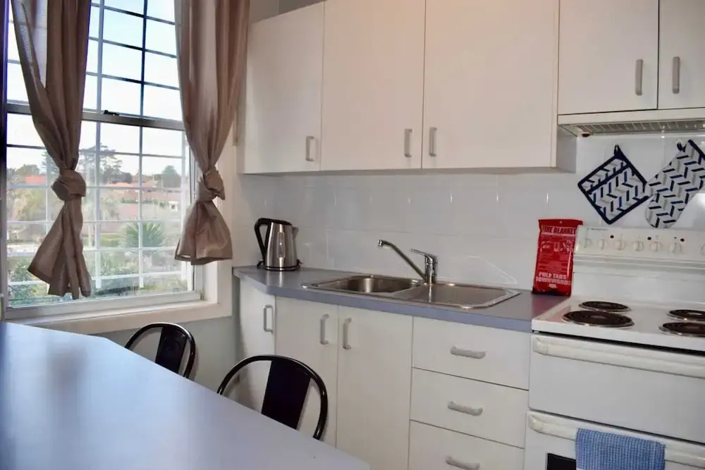 Comfortable 3 Bedroom Apartment In Trendy Haberfield