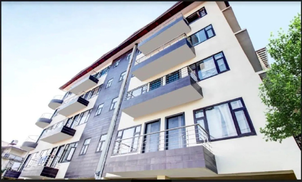 Uphill Courtyard