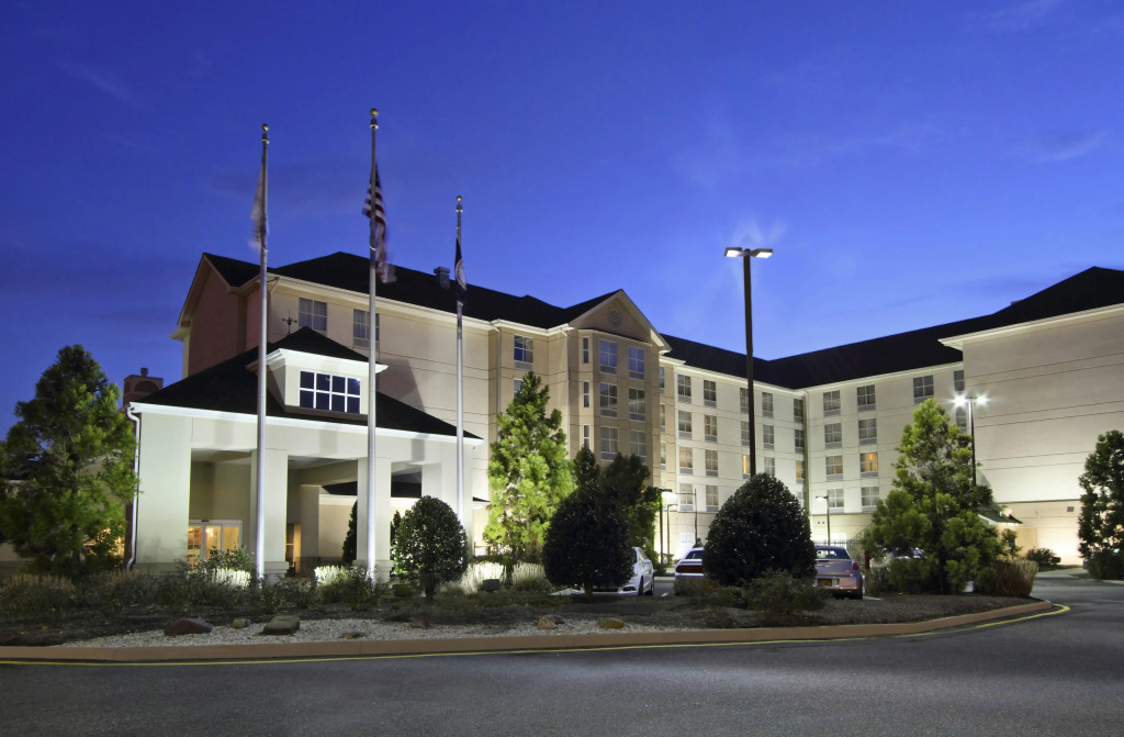 Homewood Suites by Hilton Chesapeake - Greenbrier