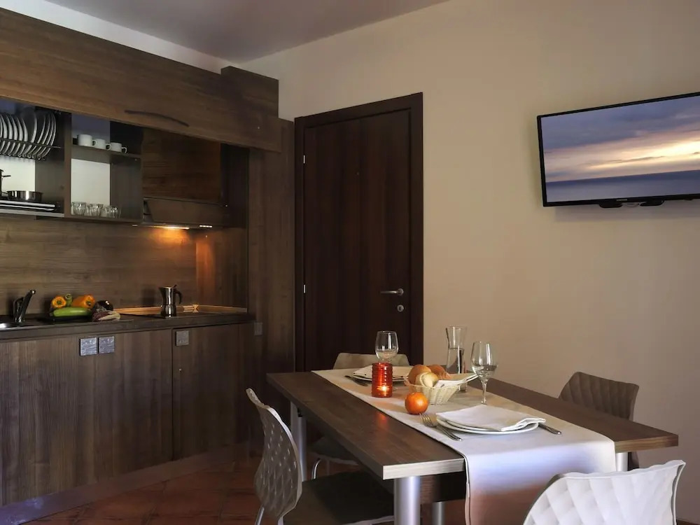 Well-kept apartment with air conditioning 1 km. from the sea