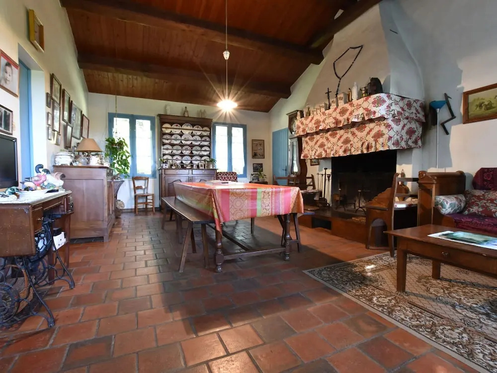 Cozy Holiday Home in Saint-gervais With Beach Near