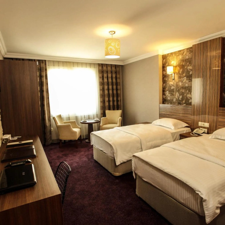 Grand Akçalı Otel