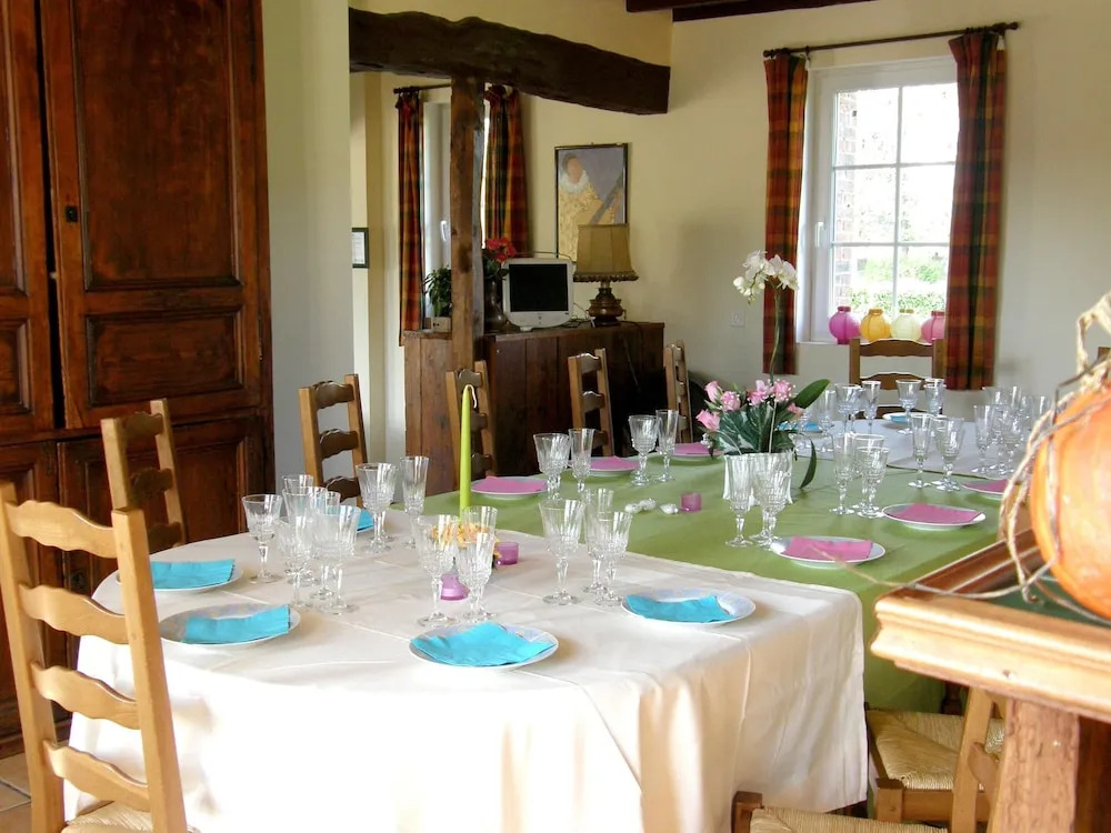 House With 4 Bedrooms in Berville, With Furnished Garden - 20 km From