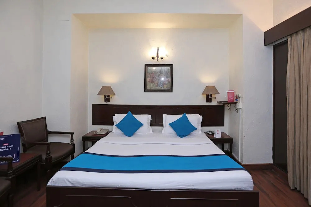 OYO 1219 Hamilton Hotel