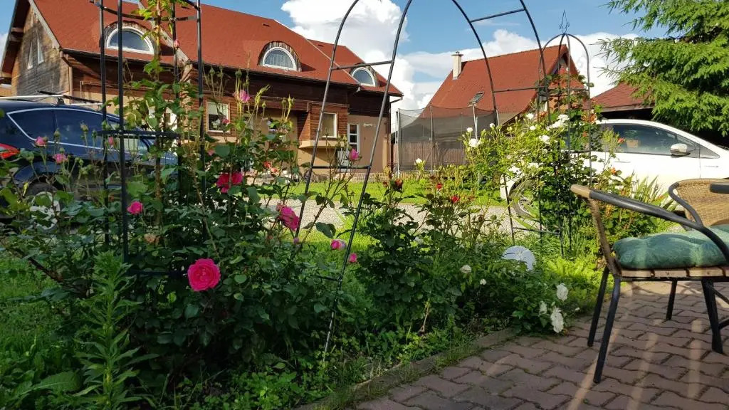 Lend apartman in the garden