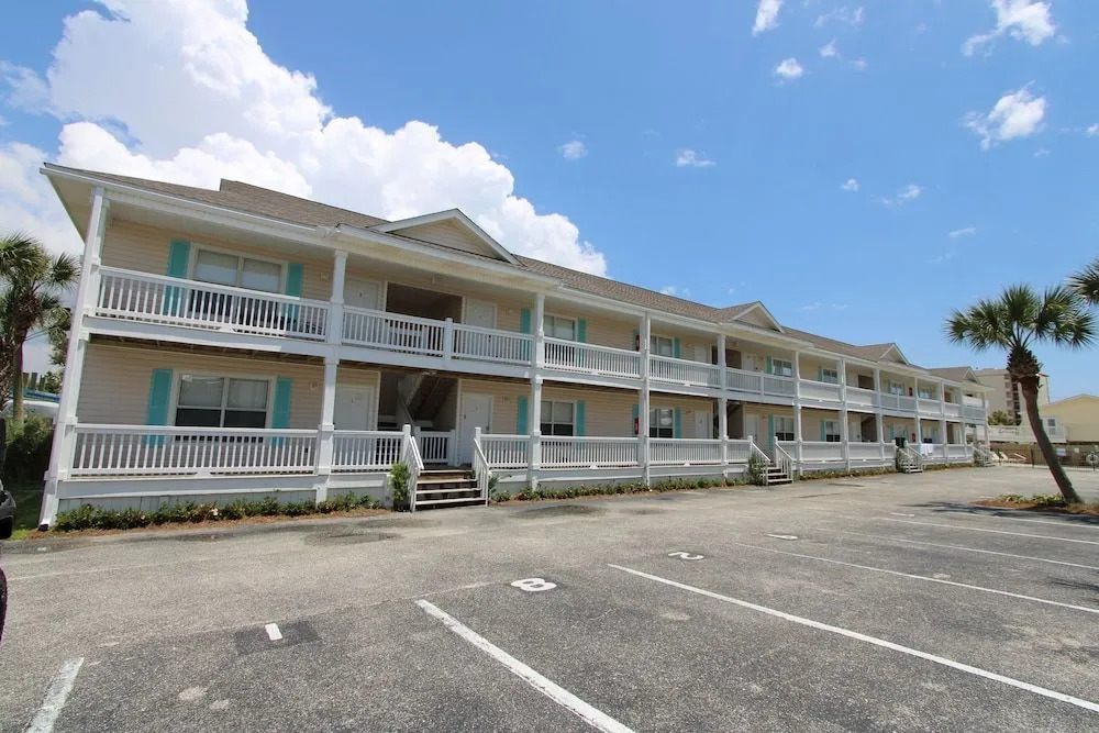 Alabama Sands #10 2 Bedroom Condo by RedAwning