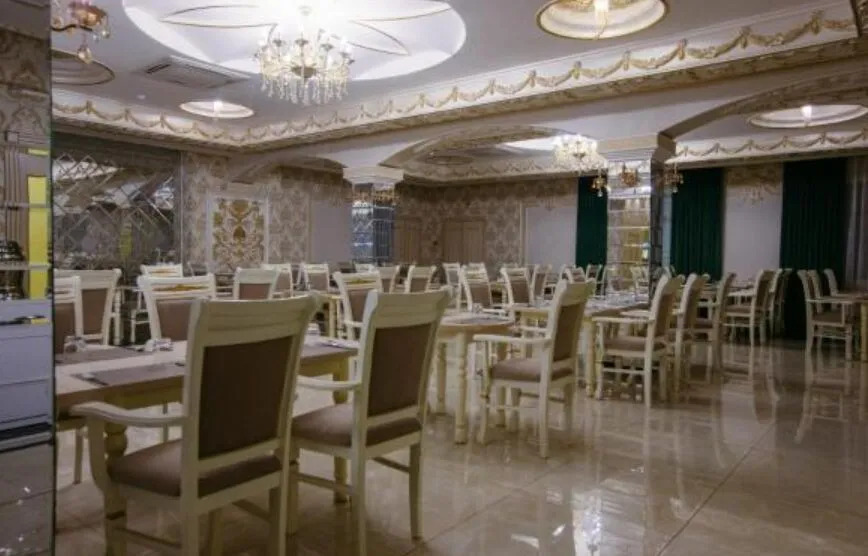 Гулистон Гранд