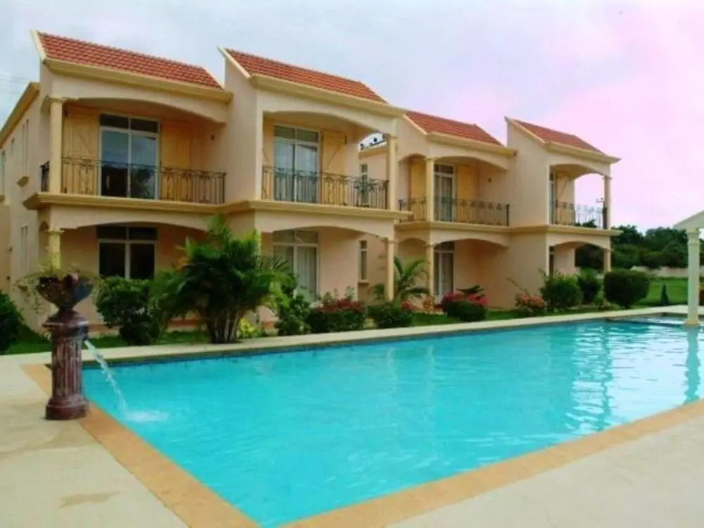 Beachfront Villa near Mont Choisy Beach