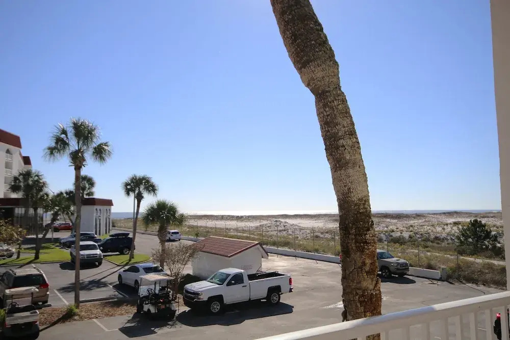 620 El Matador 1 Bedroom Condo