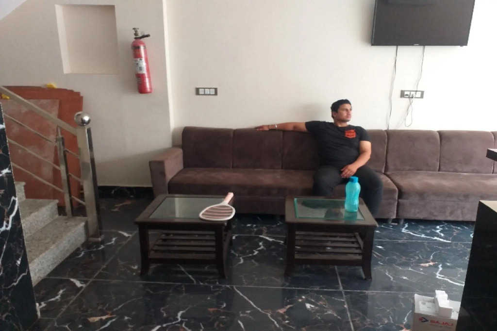 Collection O 72750 Hotel Pavani Inn
