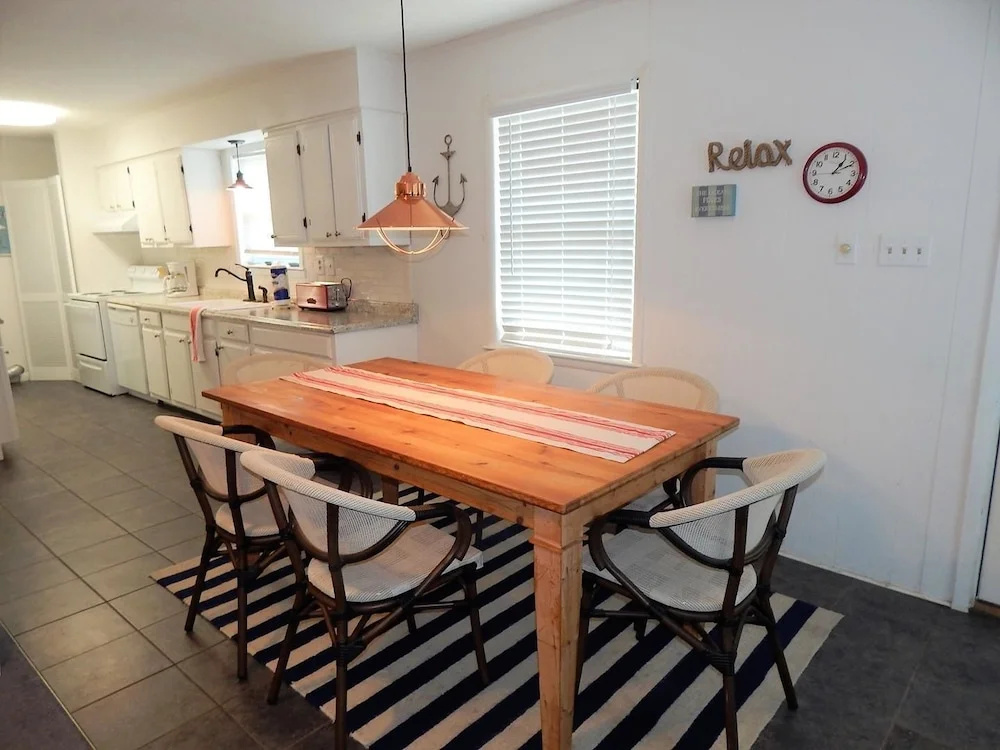 029 Eventide Cottage by RedAwning