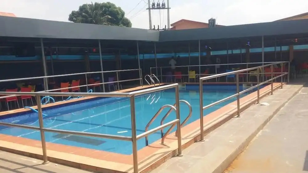 Demeg Hotel And Suites