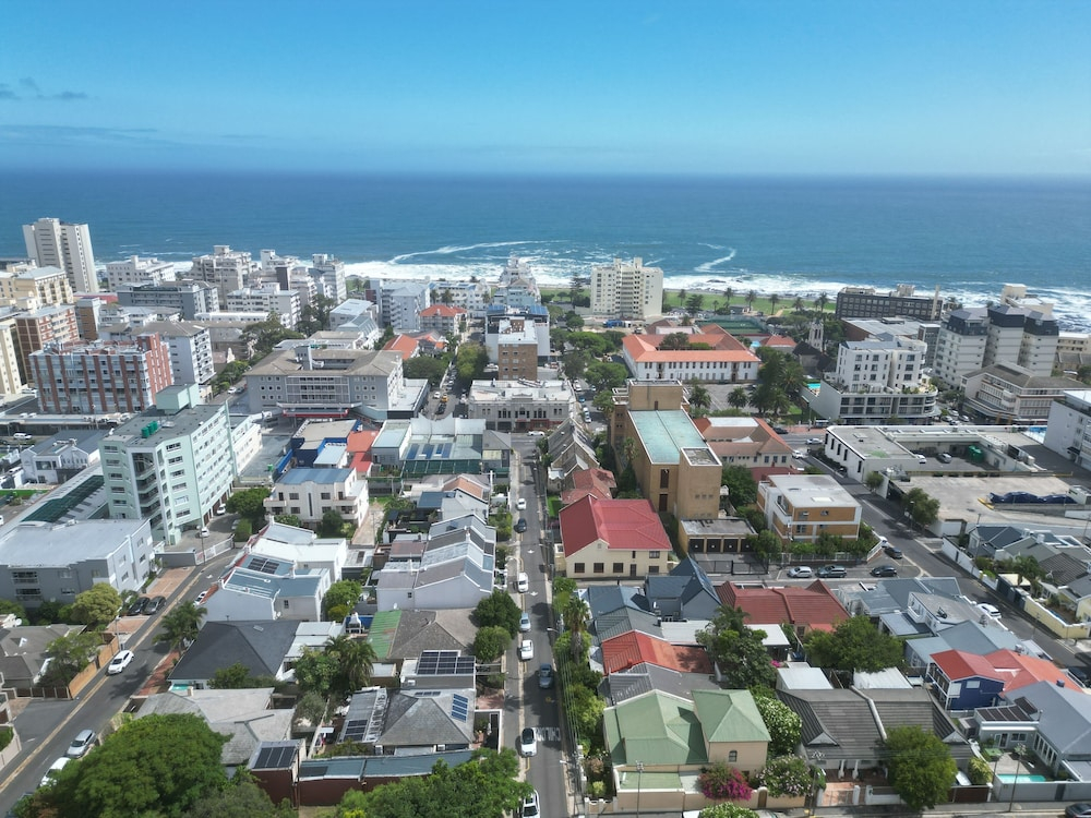 Sea Point Lifestyle Lodge