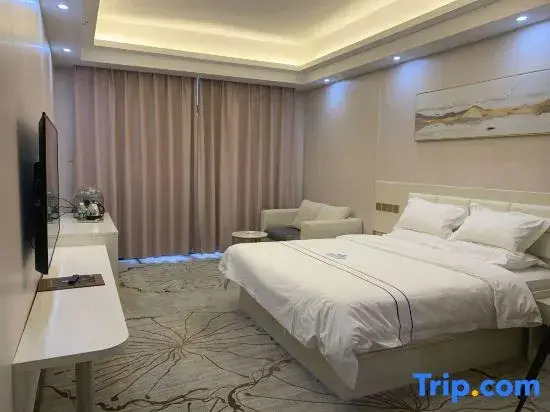 Royal Hot Spring Theme Inn