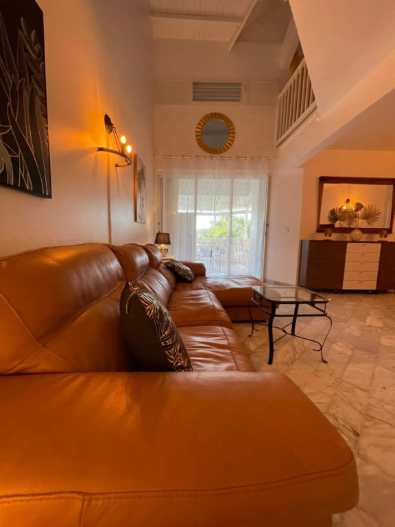 5 min Orient Bay, spacious condo - Idolem résidence unité 1 - 57 rue du Mont Vernon 1