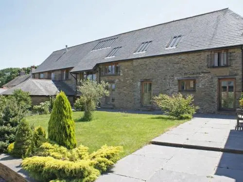 The Roundhouse, Halwell
