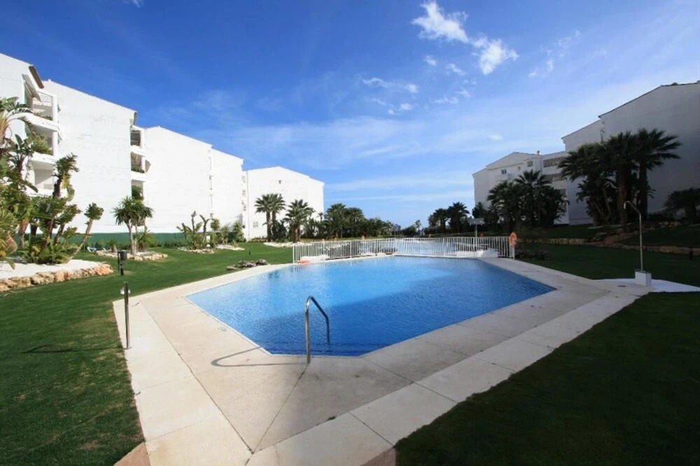 Apartment With 2 Bedrooms in Marbella, With Pool Access, Furnished Ter