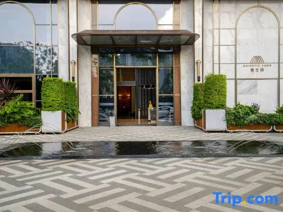 Sheheju Jiashige International Apartment (Mixc Kunming RailwayStation）)