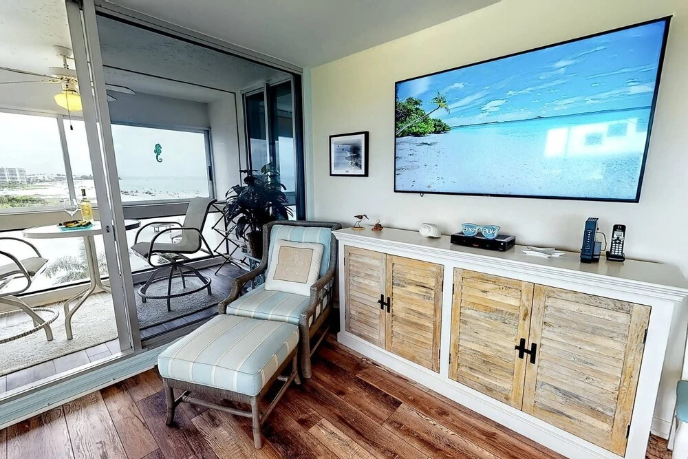 Palm Bay Club 7th-floor Oceanfront Condo on Private Beach