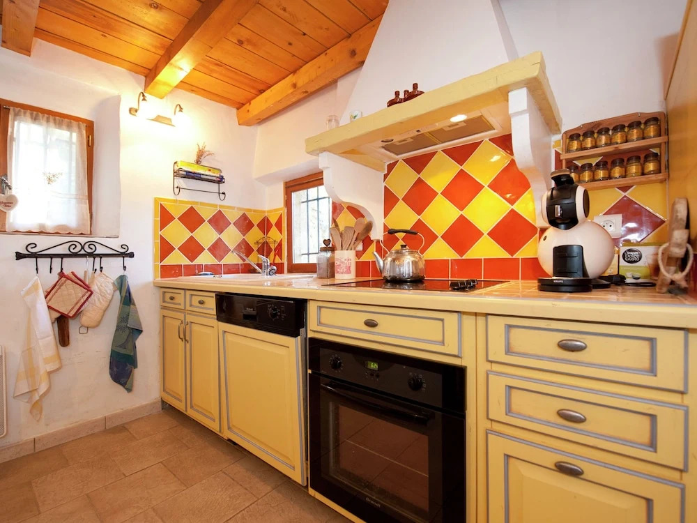 Beautiful Holiday Home in Barjols With Swimming Pool