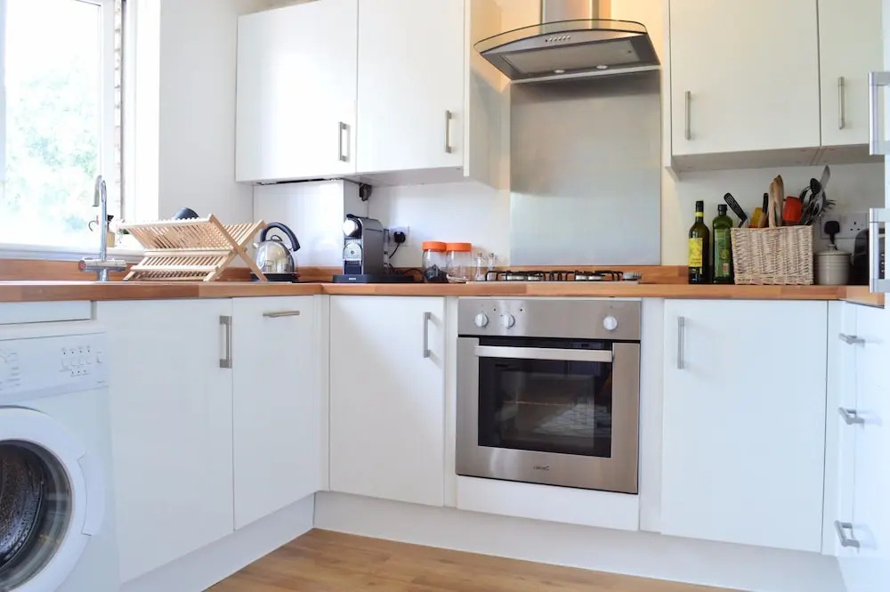 Bright Apartment Near Brixton